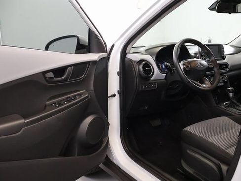 Used 2021 Hyundai Kona SEL AWD/4WD image 9