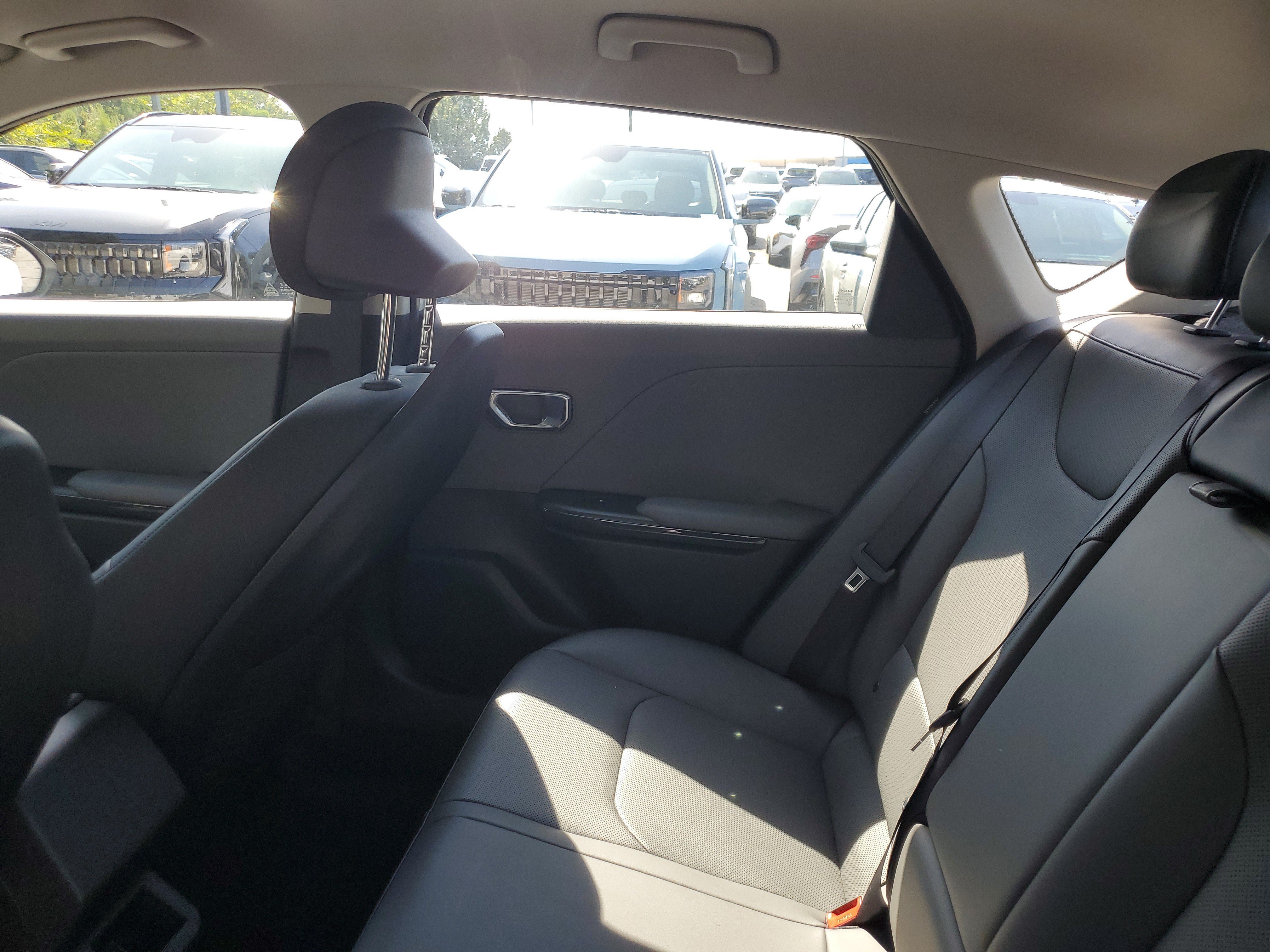 New 2026 Kia K4 EX FWD image 10