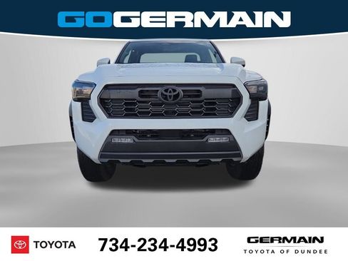 New 2026 Toyota Tacoma SR5 image 3