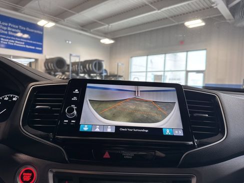 New 2025 Honda Ridgeline RTL image 12