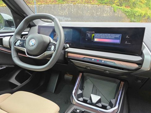 Used 2026 BMW X3 xDrive30i w/ Premium Package AWD/4WD image 11