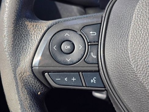 Used 2023 Toyota Corolla LE image 20