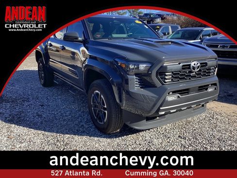 Used 2024 Toyota Tacoma TRD Sport image 1