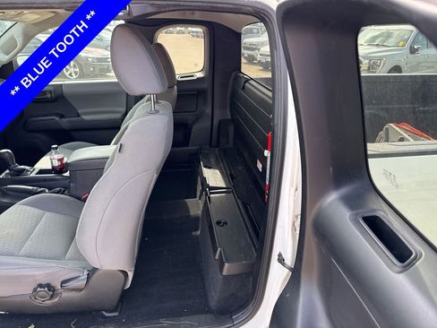 Used 2021 Toyota Tacoma SR AWD/4WD image 6