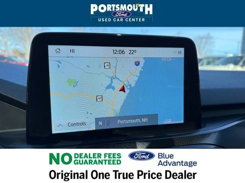 Certified 2022 Ford Escape SEL w/ SEL Stealth AWD Package image 10