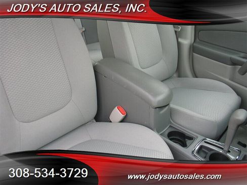 Used 2007 Chevrolet Malibu LS image 20