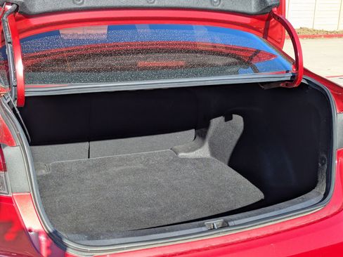 Used 2020 Toyota Corolla SE image 24