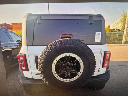 Used 2024 Ford Bronco Badlands AWD/4WD image 12