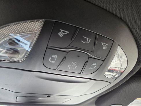 Used 2026 Chrysler Pacifica Select FWD image 21