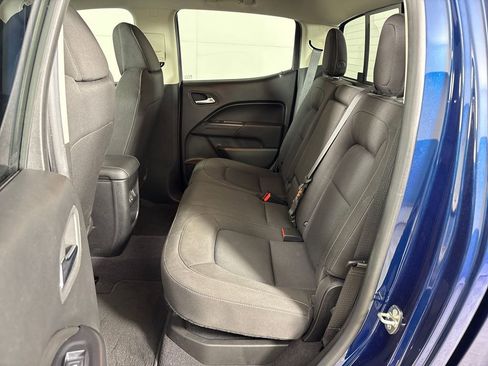 Used 2020 Chevrolet Colorado LT w/ Colorado RST Special Edition image 31