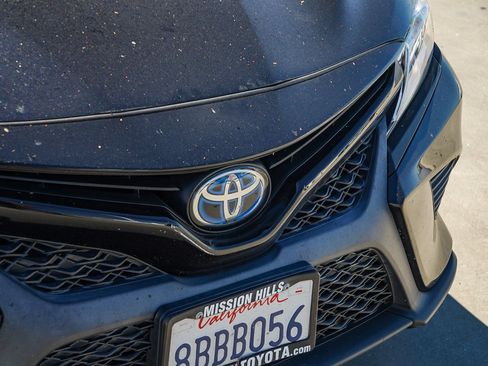 Used 2018 Toyota Camry SE w/ Audio Package FWD image 10