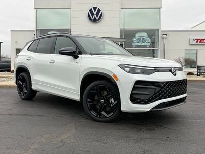 New 2026 Volkswagen Tiguan SE R-Line