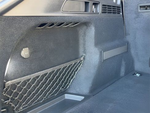 Used 2025 Audi Q5 Premium w/ Convenience Package image 47