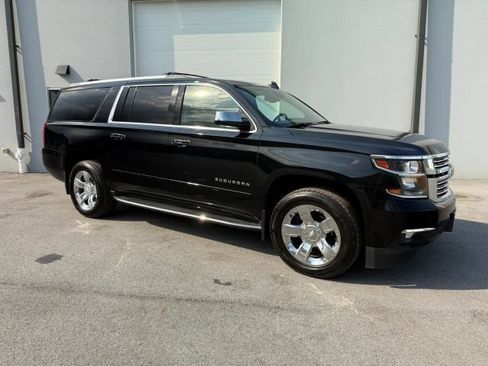 Used 2019 Chevrolet Suburban Premier w/ Max Trailering Package AWD/4WD image 11