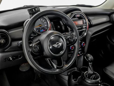 Used 2016 MINI Cooper 4-Door Hardtop FWD image 14