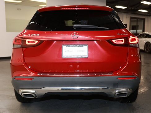 Used 2022 Mercedes-Benz GLA 250 4MATIC image 6