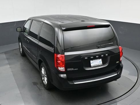 Used 2016 Dodge Grand Caravan SE image 60