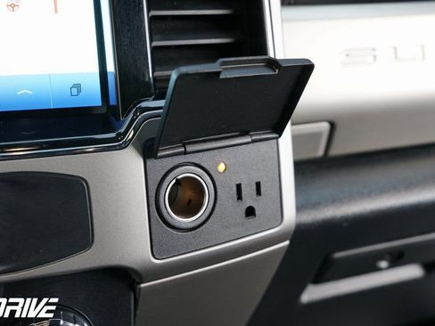 Used 2022 Ford F350 Lariat w/ Tremor Off-Road Package image 32