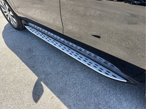 Used 2018 Mercedes-Benz GLS 450 4MATIC image 19