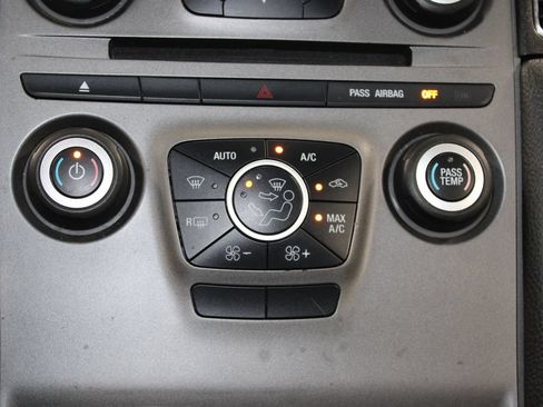 Used 2017 Ford Taurus SEL AWD/4WD image 38