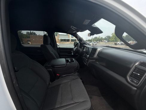 Used 2025 RAM 1500 Tradesman AWD/4WD image 13