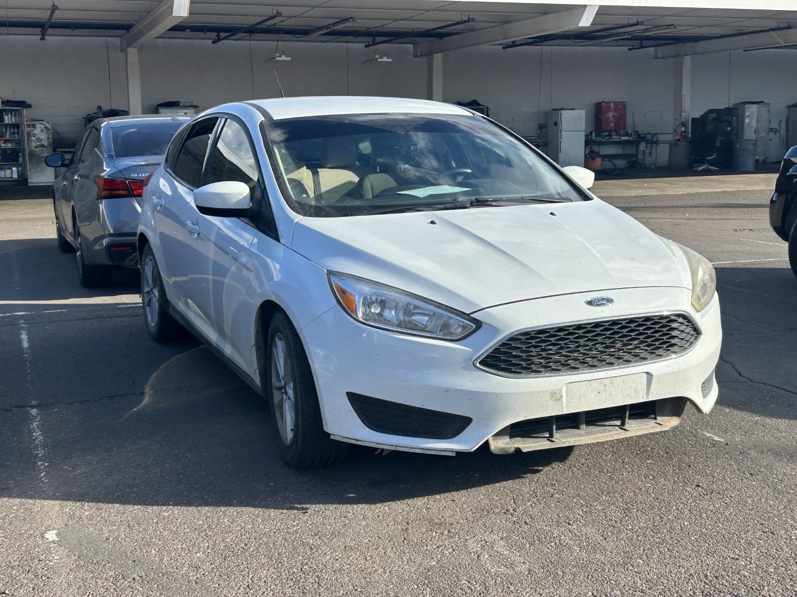 Used 2018 Ford Focus SE FWD image 5