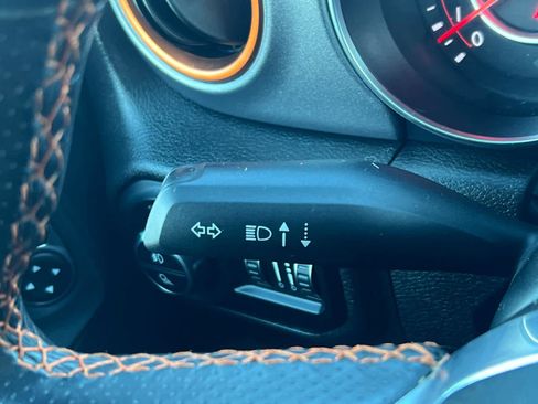 Used 2022 Jeep Gladiator Mojave w/ LED Lighting Group image 19