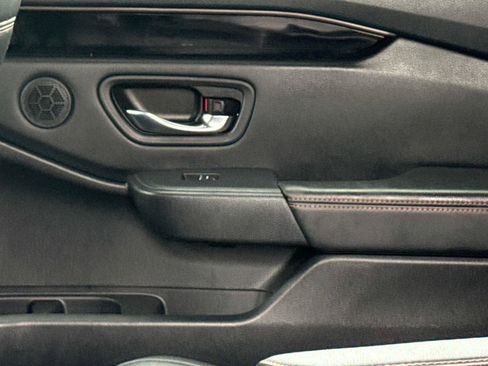 Certified 2023 Honda Pilot TrailSport image 17
