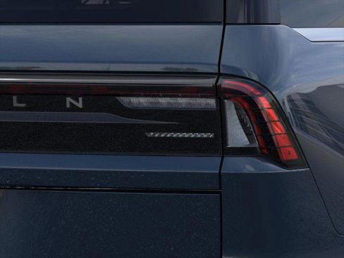 New 2025 Lincoln Navigator Reserve image 21