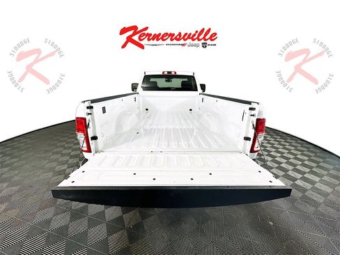 Used 2024 RAM 3500 Tradesman w/ Chrome Appearance Group image 29