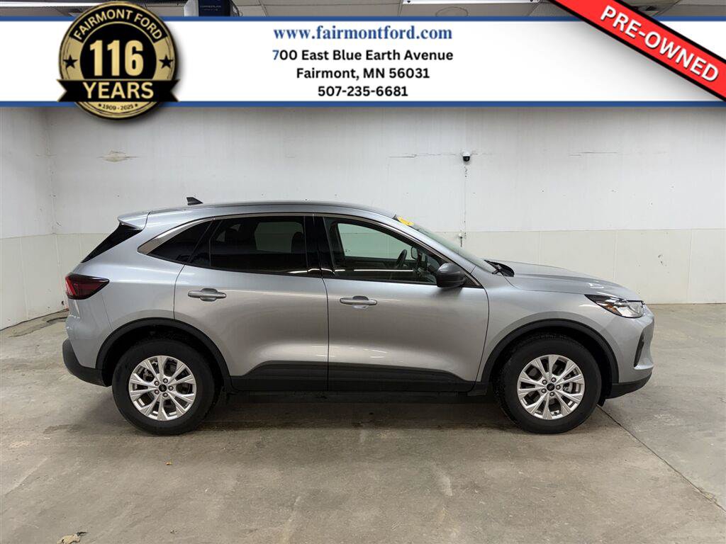 Used 2023 Ford Escape Active AWD/4WD image 1