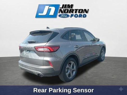 Used 2025 Ford Escape ST-Line w/ Tech Pack #1 FWD image 11