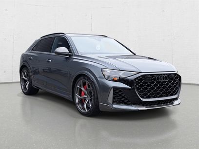 New 2025 Audi RS Q8 performance