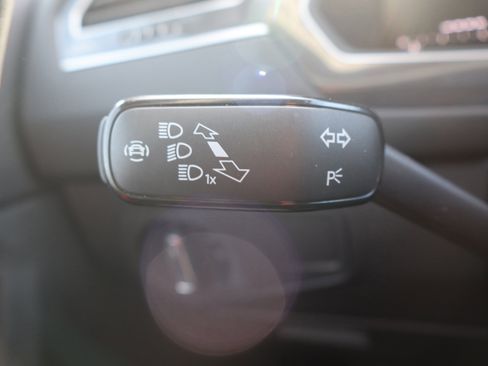 Used 2024 Volkswagen Tiguan Wolfsburg Edition image 19