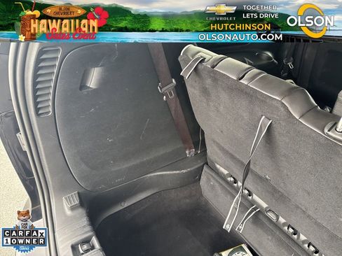 Used 2025 Chrysler Pacifica Limited image 36