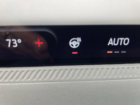 New 2025 Ford Maverick XLT w/ XLT Luxury Package image 11