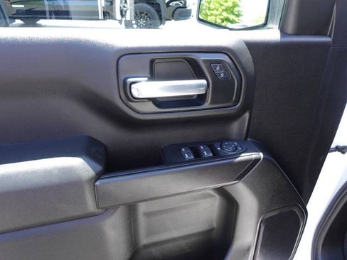 Used 2023 GMC Sierra 1500 Pro w/ Graphite Edition AWD/4WD image 16
