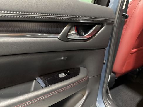 New 2025 MAZDA CX-5 Carbon Edition image 36