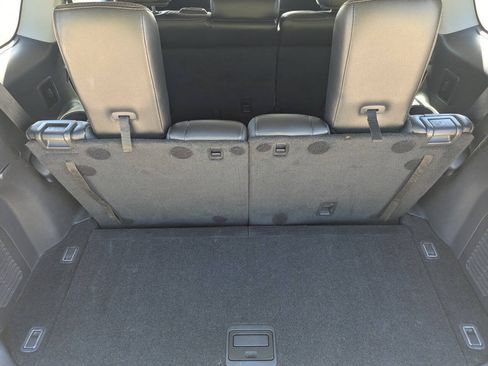 Used 2016 Nissan Pathfinder SL w/ SL Premium Package AWD/4WD image 16