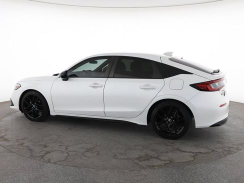 Used 2024 Honda Civic Sport image 8