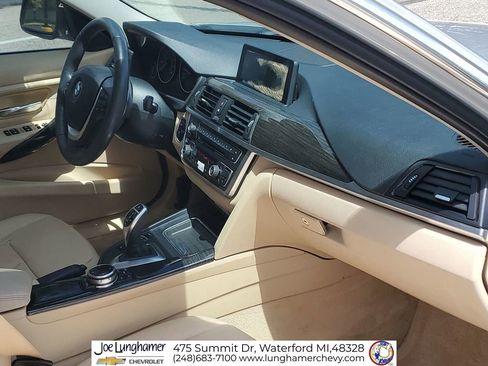 Used 2014 BMW 328i xDrive Wagon AWD/4WD image 31