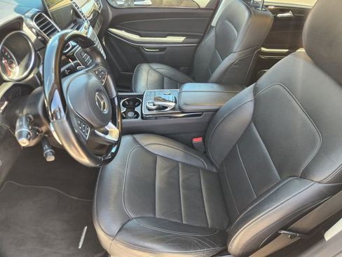 Used 2018 Mercedes-Benz GLS 550 4MATIC image 13