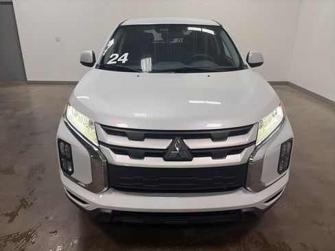 Used 2024 Mitsubishi Outlander Sport ES AWD/4WD image 34