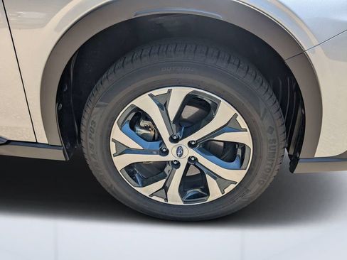 Used 2022 Subaru Outback Limited AWD/4WD image 10