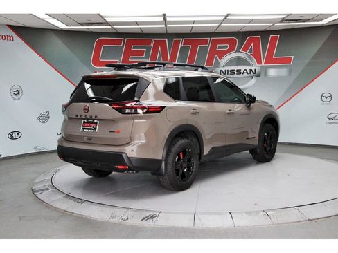New 2026 Nissan Rogue SV AWD/4WD image 4