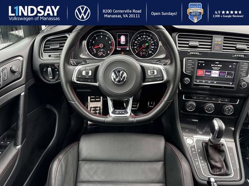 Used 2017 Volkswagen GTI SE image 12