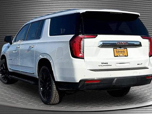 Used 2023 GMC Yukon XL SLT w/ SLT Premium Package AWD/4WD image 4