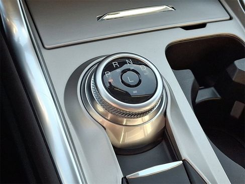 Certified 2021 Ford Explorer XLT w/ Equipment Group 202A image 16