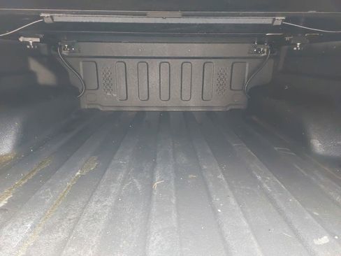 Used 2021 Jeep Gladiator Sport image 14