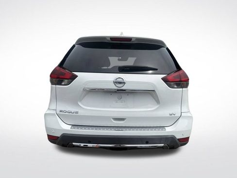 Used 2020 Nissan Rogue SV FWD image 7